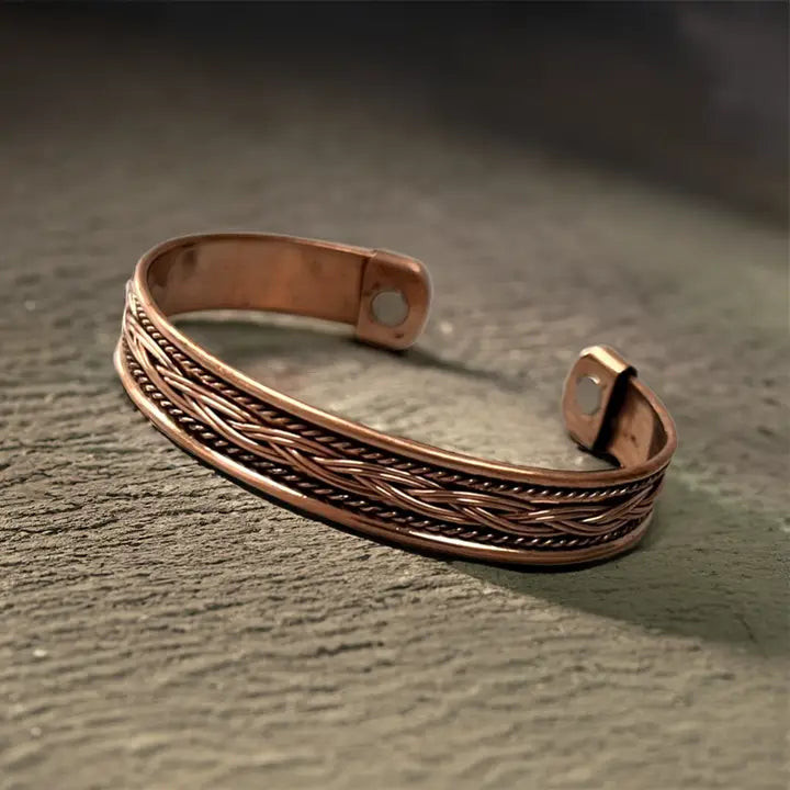 Classic Copper Bracelet – Timeless Elegance & Ancient Tradition ✨💫