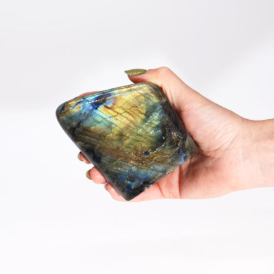 Madagascar Labradorite Large Stone – A Captivating Gemstone for Transformation and Intuition