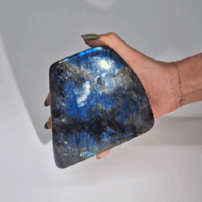 Madagascar Labradorite Statement Stone – A Powerful Gem for Spiritual Growth and Protection